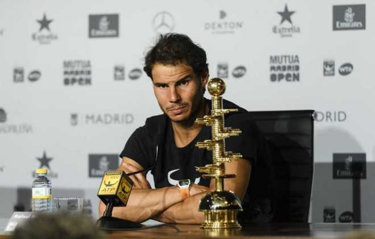 Rafa Nadal: Entiendo que Federer evita la tierra para no perder su dinámica ganadora